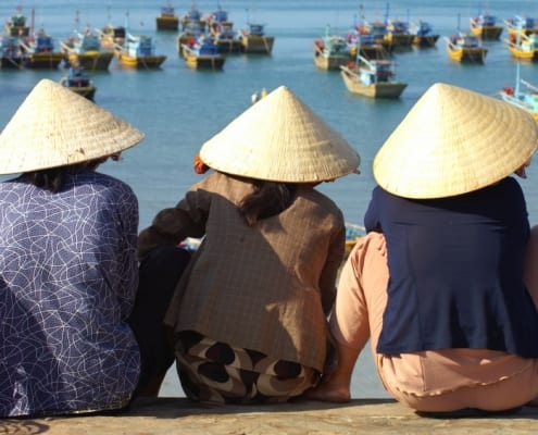 Teach and travel with a TESOL certificate