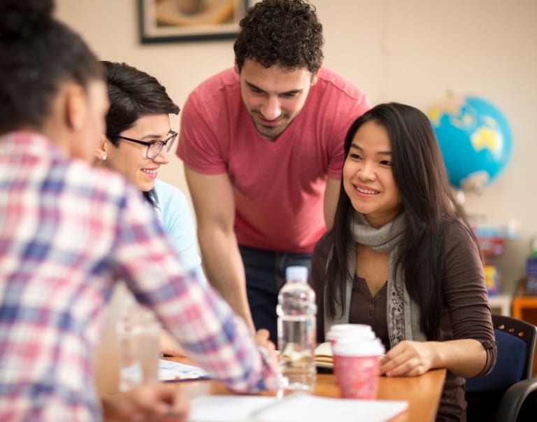 Teaching pronunciation in multilingual classes - Teaching English immersion in Canada
